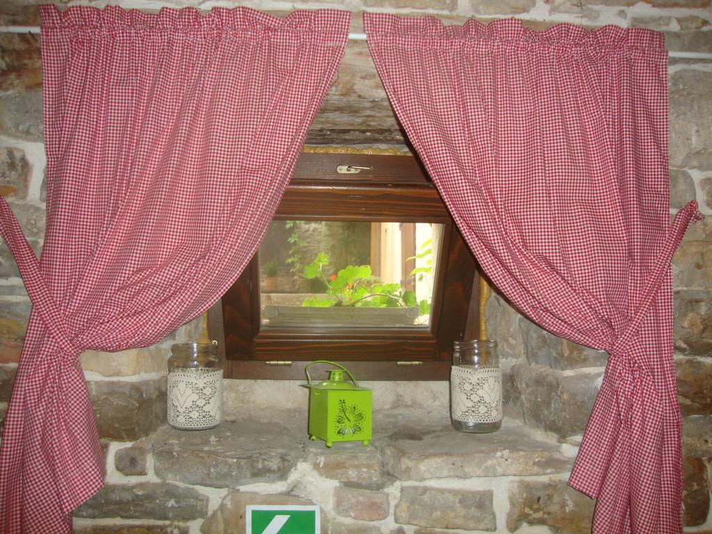 Bed & Breakfast Antico Мотовун Екстер'єр фото